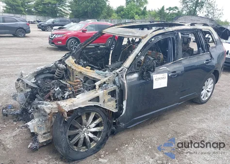 2016 Volvo Xc90 T6 Momentum z USA, uszkodzony, nr VIN YV4A22PK8G1045190